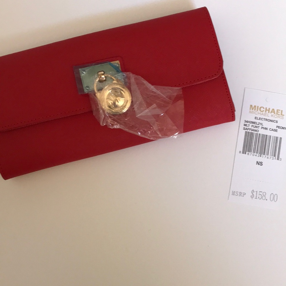 NEW Michael Kors Wallet in Peony